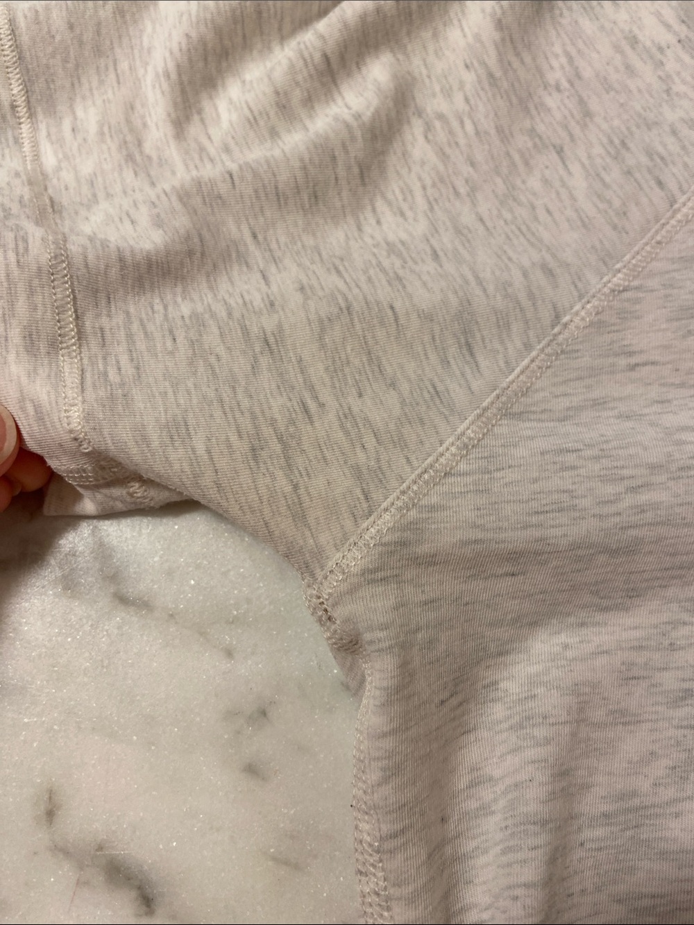 Lululemon top - Picture 4 of 4